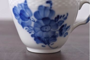 アンティーク雑貨　中古　ROYAL COPENHAGEN(ロイヤルコペンハーゲン)　blue flower　カップ&ソーサー(コーヒーカップ、洋食器)2客セット