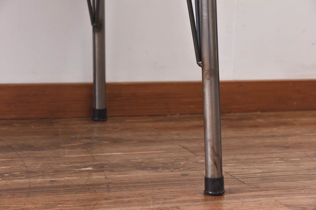 リメイク　ラワン材使用の昭和レトロな鉄脚テーブル(机、在宅ワーク、在宅用デスク、作業台)