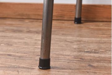 リメイク　ラワン材使用の昭和レトロな鉄脚テーブル(机、在宅ワーク、在宅用デスク、作業台)