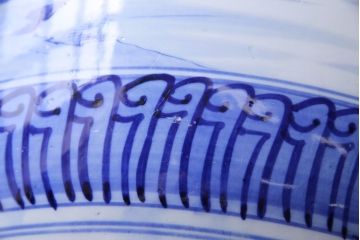 アンティーク雑貨　昭和初期　山水図　どっしりとした佇まいの瀬戸火鉢(鉢カバー)