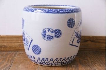アンティーク雑貨　昭和期　山水図　和の雰囲気漂う瀬戸火鉢(鉢カバー)(1)