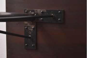 昭和初期　ヒノキ材の落ち着いた木味が魅力のリメイク鉄脚テーブル(作業台、カフェテーブル)