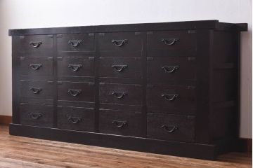 アンティーク家具　和製アンティーク　ヒノキ材　6尺　古い引手が味わい深いタンス(水屋箪笥、引き出し、チェスト)