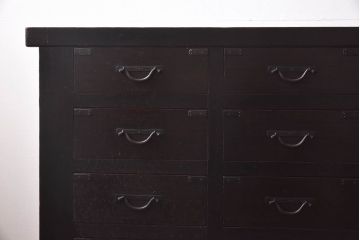 アンティーク家具　和製アンティーク　ヒノキ材　6尺　古い引手が味わい深いタンス(水屋箪笥、引き出し、チェスト)