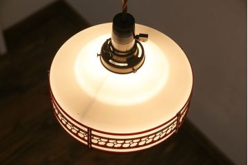 昭和期　花のモチーフが可愛らしいレトロなペンダントライト(天井照明、シェード)