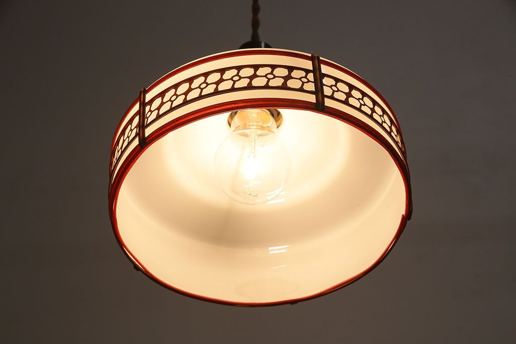 昭和期　花のモチーフが可愛らしいレトロなペンダントライト(天井照明、シェード)