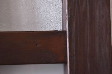 和製アンティーク　ヒノキ材　幅狭 市松模様のガラス入り格子蔵戸(ガラス引き戸、格子戸、建具、玄関戸)