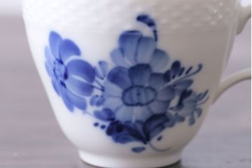 アンティーク雑貨　中古　ROYAL COPENHAGEN(ロイヤルコペンハーゲン)　ブルーフラワー　プレイン　カップ&ソーサー(コーヒーカップ、洋食器)2客セット(1)
