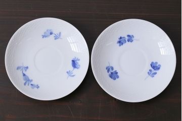アンティーク雑貨　中古　ROYAL COPENHAGEN(ロイヤルコペンハーゲン)　ブルーフラワー　プレイン　カップ&ソーサー(コーヒーカップ、洋食器)2客セット(1)