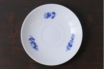 アンティーク雑貨　中古　ROYAL COPENHAGEN(ロイヤルコペンハーゲン)　ブルーフラワー　プレイン　カップ&ソーサー(コーヒーカップ、洋食器)2客セット(3)