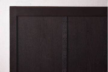 和製アンティーク　総栗材　古い金具が渋い味わいの蔵戸(板戸、引き戸、建具、玄関戸)