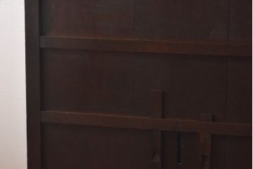 和製アンティーク　総栗材　古い金具が渋い味わいの蔵戸(板戸、引き戸、建具、玄関戸)