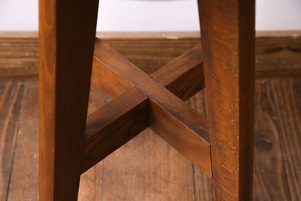 レトロ家具　昭和レトロ　柔らかな佇まいが魅力のスツール(椅子、チェア)