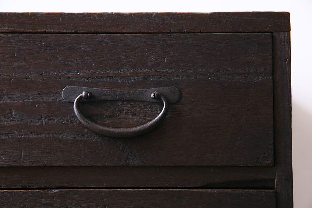 レトロ家具　前板桐材製　昭和レトロな雰囲気が魅力のチェスト(箪笥、引き出し)