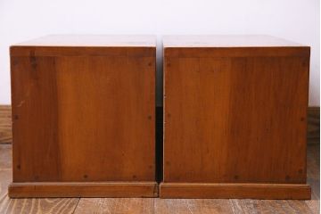 アンティーク雑貨　天板ナラ材製　小引き出し付き　独特の木目が魅力の裁ち板(作業台、ローボード)