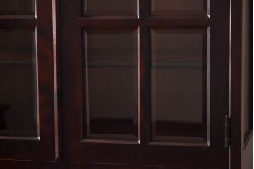 中古　北海道民芸家具　高級感のある色合いのHM165K食器棚(カップボード、キャビネット)(定価約57万円)(1)