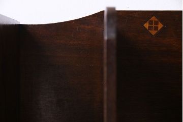 アンティーク雑貨　栓材製　小引き出し付き　大正ロマンの雰囲気漂うブックスタンド(本立て)