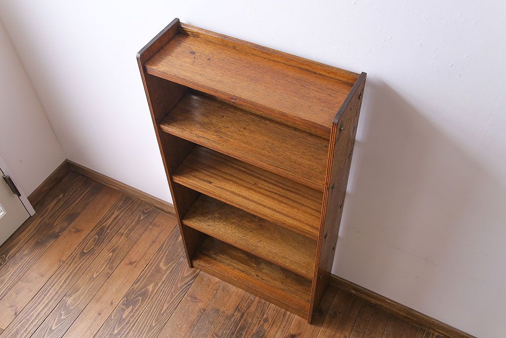 レトロ家具　昭和レトロ　古いラワン材の質感が味わい深い本棚(飾り棚、ディスプレイラック)