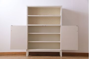 ペイント家具　壁紙が可愛らしいレトロな収納棚(キャビネット、オープンラック、本棚)