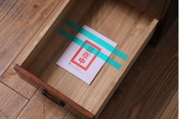 アンティーク家具　昭和初期　美しい杢目と上品な佇まいが魅力のローボード(サイドチェスト、箪笥)