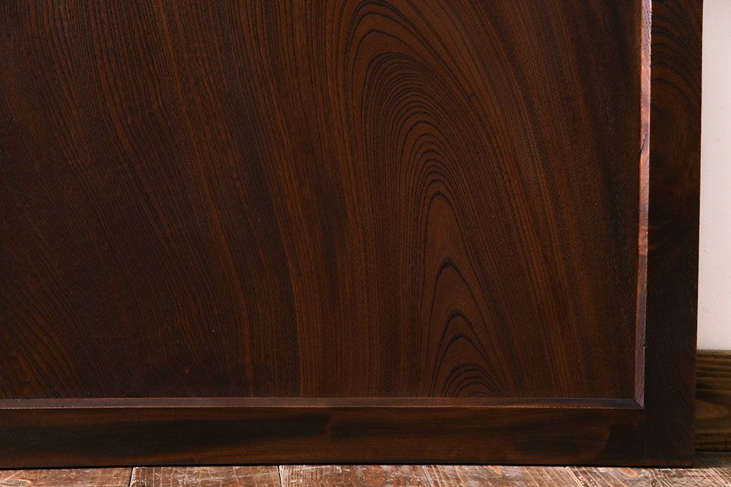 和製アンティーク　総ケヤキ材　ダイナミックな杢目が美しい板戸(窓、引き戸、建具)2枚セット