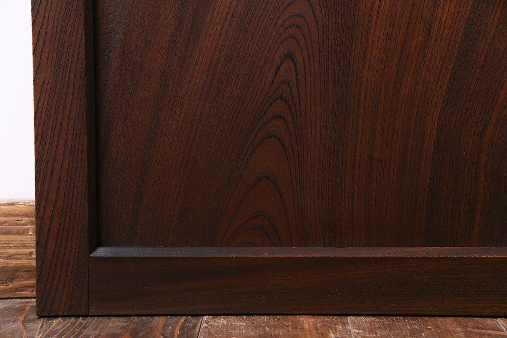 和製アンティーク　総ケヤキ材　ダイナミックな杢目が美しい板戸(窓、引き戸、建具)2枚セット