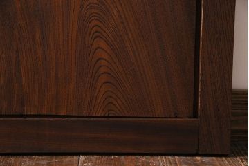 和製アンティーク　総ケヤキ材　ダイナミックな杢目が美しい板戸(窓、引き戸、建具)2枚セット