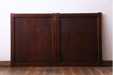 和製アンティーク　明治大正期　なめらかな木肌が美しい板戸(窓、引き戸、建具)2枚セット