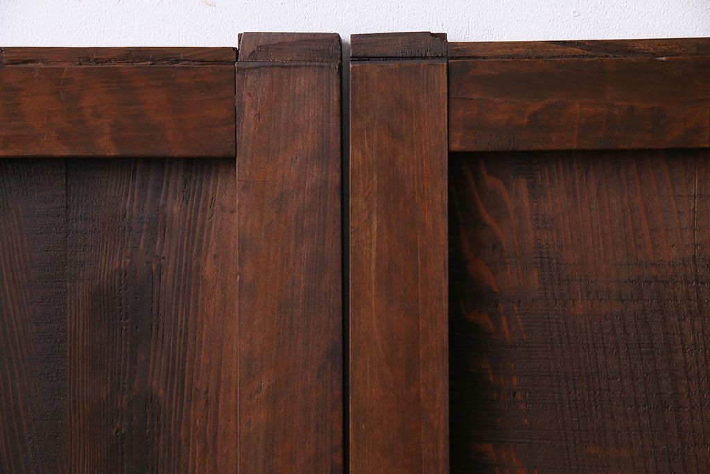 和製アンティーク　明治大正期　なめらかな木肌が美しい板戸(窓、引き戸、建具)2枚セット