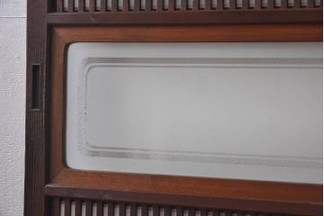 デザインガラス　細身の桟が上品な裏障子付き格子戸(引き戸、建具、ガラス帯戸)