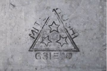 アンティーク雑貨　内面ブリキ張り　レトロな雰囲気づくりにおすすめの木箱(収納箱)