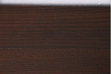 アンティーク家具　上手物!　結霜ガラス入り　黒柿使用　玉杢が見られる前面ケヤキ材のリメイクローボード(リビングボード)