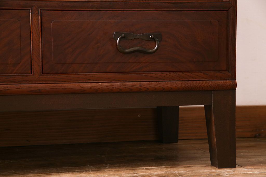 アンティーク家具　上手物!　結霜ガラス入り　黒柿使用　玉杢が見られる前面ケヤキ材のリメイクローボード(リビングボード)