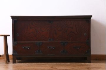 天板リメイク　筑後民芸家具　重厚な佇まいの脚付き箪笥ローチェスト(衣装箪笥、テレビボード)