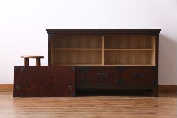 天板リメイク　筑後民芸家具　重厚な佇まいの脚付き箪笥ローチェスト(衣装箪笥、テレビボード)