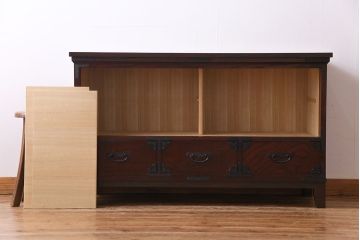 天板リメイク　筑後民芸家具　重厚な佇まいの脚付き箪笥ローチェスト(衣装箪笥、テレビボード)
