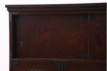 天板リメイク　筑後民芸家具　重厚な佇まいの脚付き箪笥ローチェスト(衣装箪笥、テレビボード)