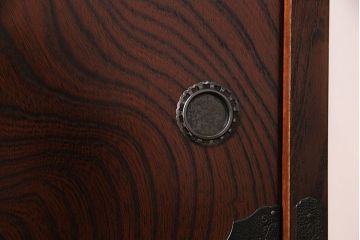 天板リメイク　筑後民芸家具　重厚な佇まいの脚付き箪笥ローチェスト(衣装箪笥、テレビボード)