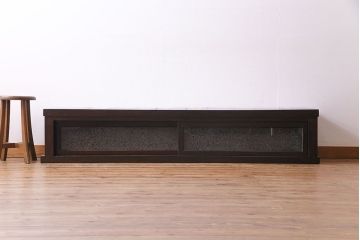 アンティーク雑貨　大正昭和初期　ケヤキ材　重厚な佇まいが魅力のローボード(リビングボード)