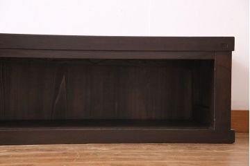 アンティーク雑貨　大正昭和初期　ケヤキ材　重厚な佇まいが魅力のローボード(リビングボード)