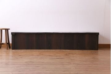 アンティーク雑貨　大正昭和初期　ケヤキ材　重厚な佇まいが魅力のローボード(リビングボード)