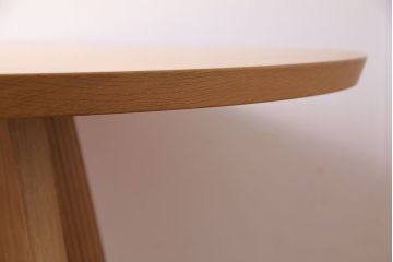 中古　CONDE HOUSE(カンディハウス)　ハカマ ダイニングラウンドテーブル(定価約40万9千円)