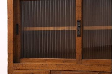 レトロ家具　昭和初期　モールガラス　味わい深いレトロな佇まいの重ね戸棚(収納棚)