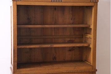 レトロ家具　昭和初期　モールガラス　味わい深いレトロな佇まいの重ね戸棚(収納棚)