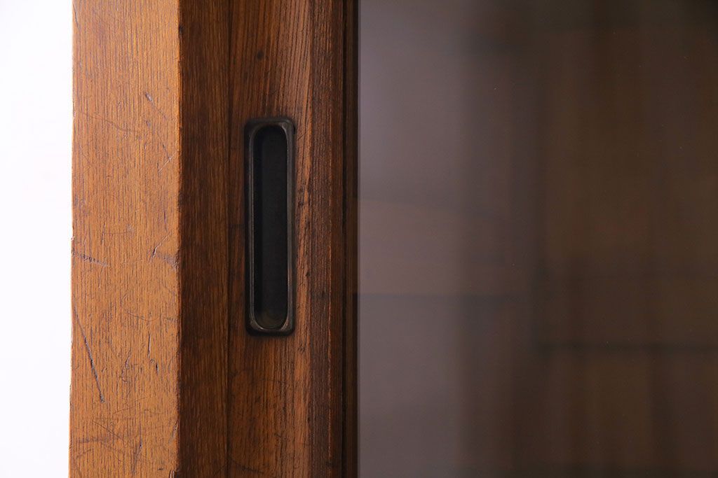 レトロ家具　昭和初期　モールガラス　味わい深いレトロな佇まいの重ね戸棚(収納棚)