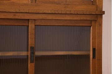 レトロ家具　昭和初期　モールガラス　味わい深いレトロな佇まいの重ね戸棚(収納棚)