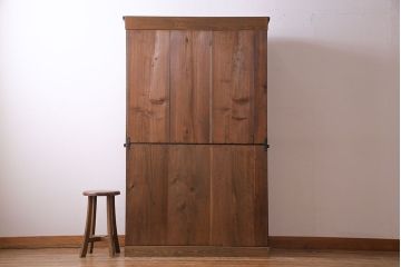 レトロ家具　昭和初期　モールガラス　味わい深いレトロな佇まいの重ね戸棚(収納棚)