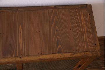 レトロ家具　昭和初期　モールガラス　味わい深いレトロな佇まいの重ね戸棚(収納棚)