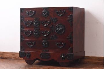 中古　伝統民芸家具　岩谷堂箪笥　ケヤキ材の杢目が美しい小箪笥(車箪笥、サイドチェスト)