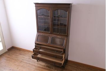 アンティーク家具　イギリスアンティーク　ステンドグラス　品格ある佇まいが魅力の大型ブックケース付きビューロー(簿記机、チェスト)